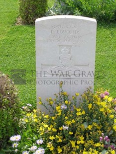 ANCONA WAR CEMETERY - EDWARDS, LEONARD