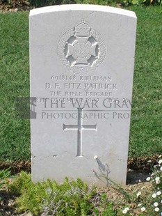 ANCONA WAR CEMETERY - FITZPATRICK, DESMOND FREDERICK