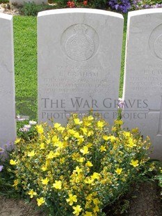 ANCONA WAR CEMETERY - GRAHAM, LESLIE