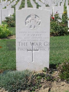 ANCONA WAR CEMETERY - GRANT, CYRIL ERNEST