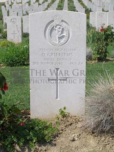 ANCONA WAR CEMETERY - GRIFFITHS, DENNIS