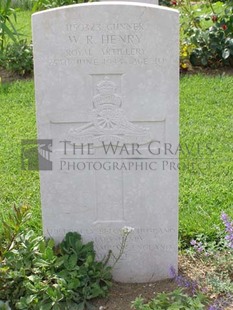 ANCONA WAR CEMETERY - HENRY, WILLIAM ROBERT