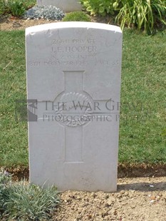 ANCONA WAR CEMETERY - HOOPER, JOHN EDMONDS