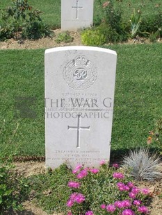 ANCONA WAR CEMETERY - HOWARTH, HARRY