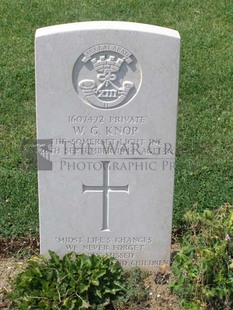 ANCONA WAR CEMETERY - KNOP, WILFRED GORDON