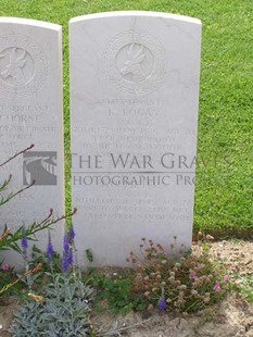 ANCONA WAR CEMETERY - LOGAN, K