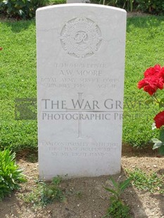 ANCONA WAR CEMETERY - MOORE, JACK ANTHONY