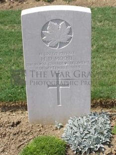 ANCONA WAR CEMETERY - MOORE, ALFRED WILLIAM