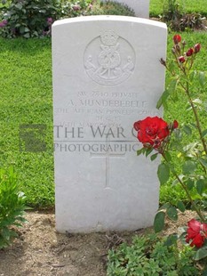 ANCONA WAR CEMETERY - MUNDEBEBELE, A