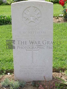 ANCONA WAR CEMETERY - NEEDHAM, THOMAS WILLIAM