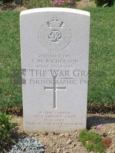 ANCONA WAR CEMETERY - NICHOLSON, STEPHEN HENRY