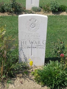 ANCONA WAR CEMETERY - POTTER, ARCHIE REGINALD