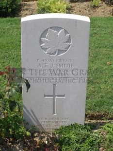 ANCONA WAR CEMETERY - SMITH, ALBERT EDWARD JACKSON