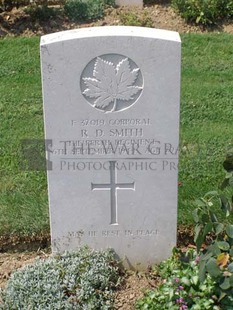 ANCONA WAR CEMETERY - SMITH, ROBERT DANIEL