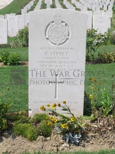 ANCONA WAR CEMETERY - STREET, ERIC