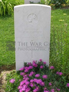 ANCONA WAR CEMETERY - TRUTER, R R