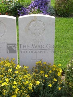 ANCONA WAR CEMETERY - TYPE, JOHN CEDRIC ROGAN