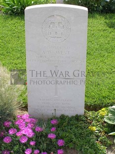 ANCONA WAR CEMETERY - WEST, ALFRED WALTER