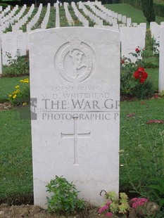 ANCONA WAR CEMETERY - WHITEHEAD, VICTOR DAVID