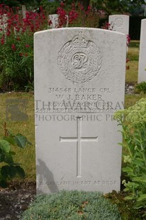 FORT PITT MILITARY CEMETERY - BAKER, WILLIAM JOHN