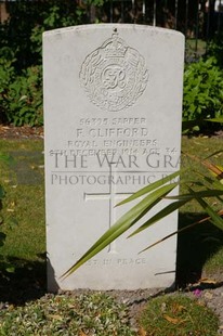 FORT PITT MILITARY CEMETERY - CLIFFORD, FREDERICK