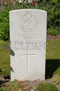 FORT PITT MILITARY CEMETERY - CRANDON, JAMES