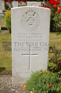 FORT PITT MILITARY CEMETERY - FALKNER, HENRY VINCENT