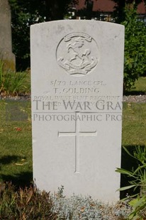 FORT PITT MILITARY CEMETERY - GOLDING, T