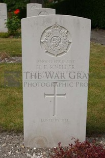 FORT PITT MILITARY CEMETERY - KNELLER, HAROLD ERNEST