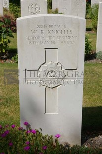 FORT PITT MILITARY CEMETERY - KNIGHTS, WILLIAM RICHARD