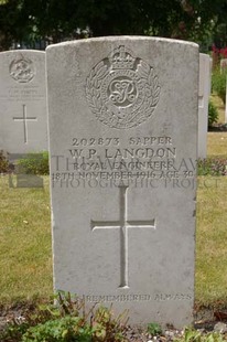 FORT PITT MILITARY CEMETERY - LANGDON, WALTER PARTRIDGE