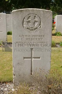 FORT PITT MILITARY CEMETERY - MEBERRY, L