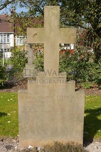 FORT PITT MILITARY CEMETERY - MILES, R