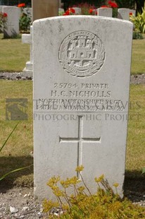 FORT PITT MILITARY CEMETERY - NICHOLLS, HENRY CHARLES