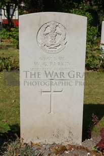 FORT PITT MILITARY CEMETERY - PARKIN, W G