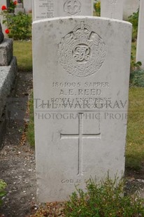 FORT PITT MILITARY CEMETERY - REED, ALBERT EDWARD