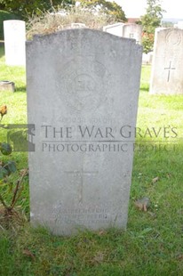 FORT PITT MILITARY CEMETERY - ROBERTS, MICHAEL GORDON LINDFIELD