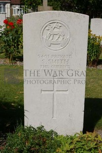 FORT PITT MILITARY CEMETERY - SMITH, S