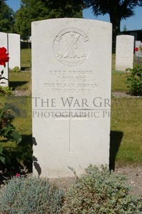 FORT PITT MILITARY CEMETERY - YOUNG, J