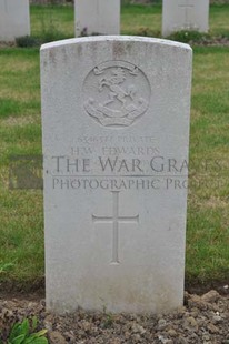 LE GRAND HASARD MILITARY CEMETERY, MORBECQUE - EDWARDS, HAROLD WILLIAM