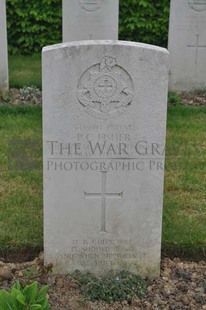 LE GRAND HASARD MILITARY CEMETERY, MORBECQUE - FISHER, PERCY CHARLES