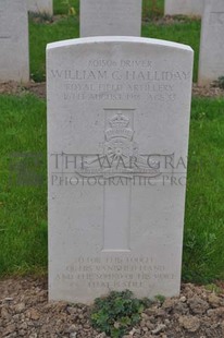LE GRAND HASARD MILITARY CEMETERY, MORBECQUE - HALLIDAY, WILLIAM COOK