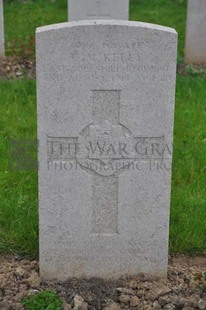 LE GRAND HASARD MILITARY CEMETERY, MORBECQUE - KELLY, CYRIL NORMAN
