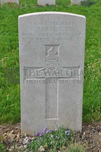 LE GRAND HASARD MILITARY CEMETERY, MORBECQUE - PARTINGTON, WILFRED
