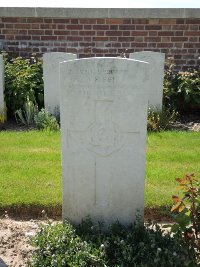 Couin New British Cemetery - Bell, A E