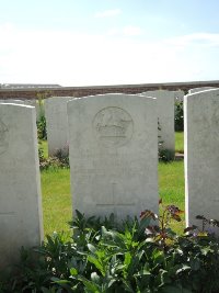 Couin New British Cemetery - Blake, Reginald Harold