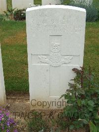 Couin New British Cemetery - Borer, A