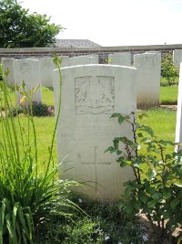 Couin New British Cemetery - Clark, William Joseph