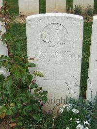 Couin New British Cemetery - Coombs, Charles Gordon