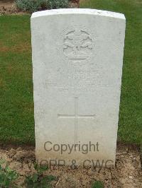 Couin New British Cemetery - Cooper, J